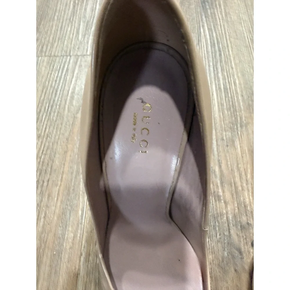 Gucci‎ Pump Beige Patent Bow Stiletto Pointed Toe Women's Heel 39.5